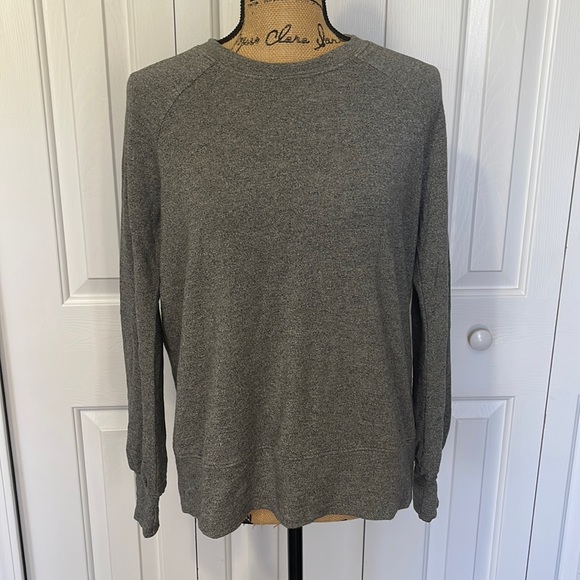 Sundry Tops - Sundry Gray Crew Neck Sweatshirt